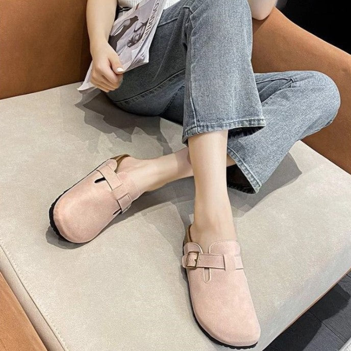 Unisex Classic Slip-On Slides – Pink