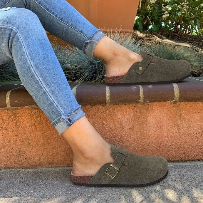 Unisex Classic Slip-On Slides – Dark Grey