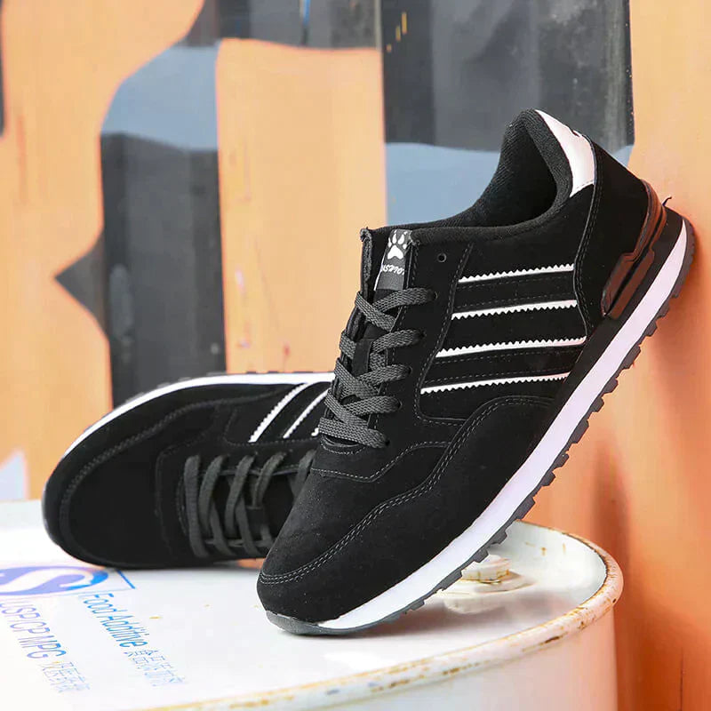 Men's Classic Everyday Sneakers – Black