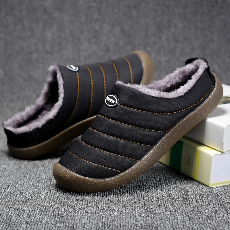 Men's Insulated Slippers for Winter Evenings – Black