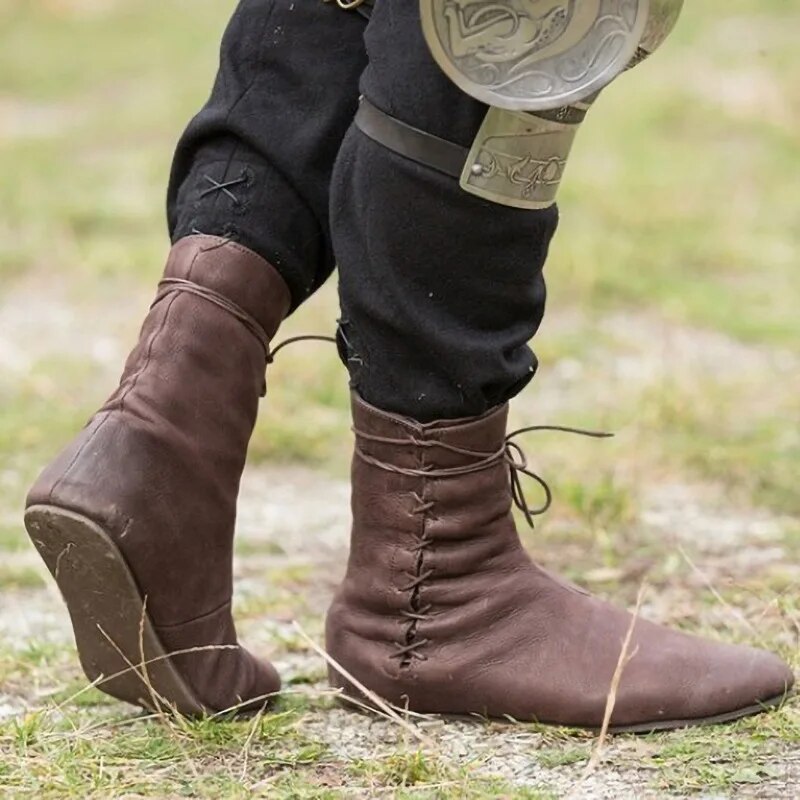 Men's Leather Boots in Medieval Style