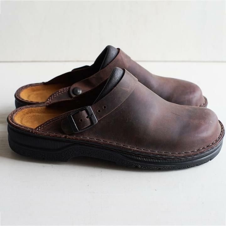 Men's Leather Clogs with Ergonomic Footbed