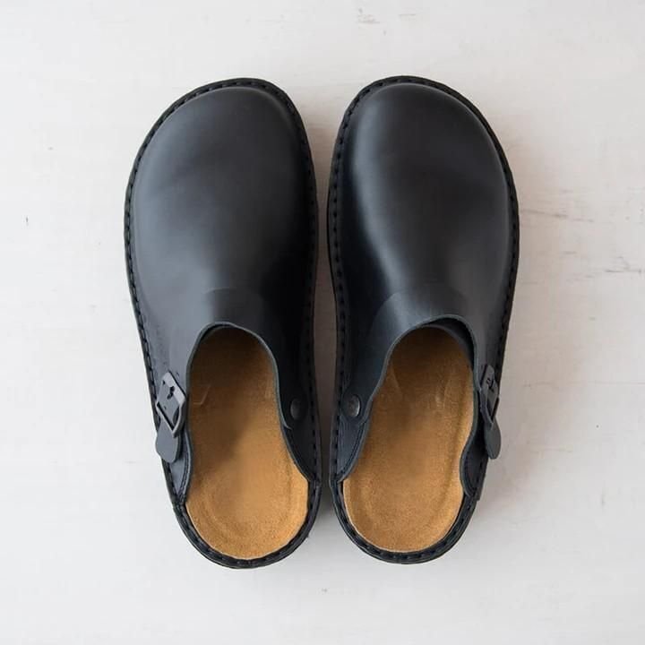 Men's Leather Clogs with Ergonomic Footbed