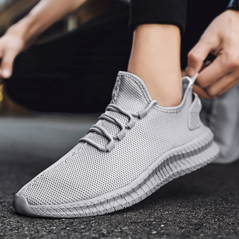 Men's Lightweight Supportive Mesh Shoes