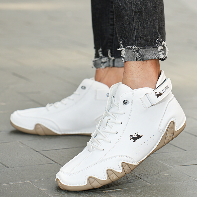 Men's Supportive Leather Hiking Boots