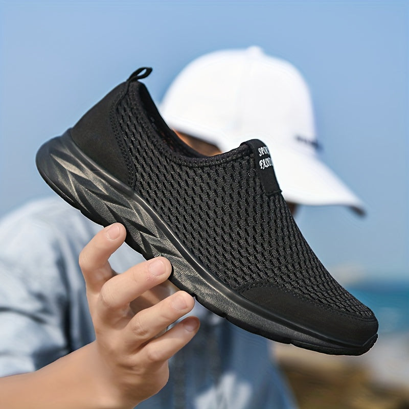 Men's Slip-On Sneakers in Breathable Mesh – Black