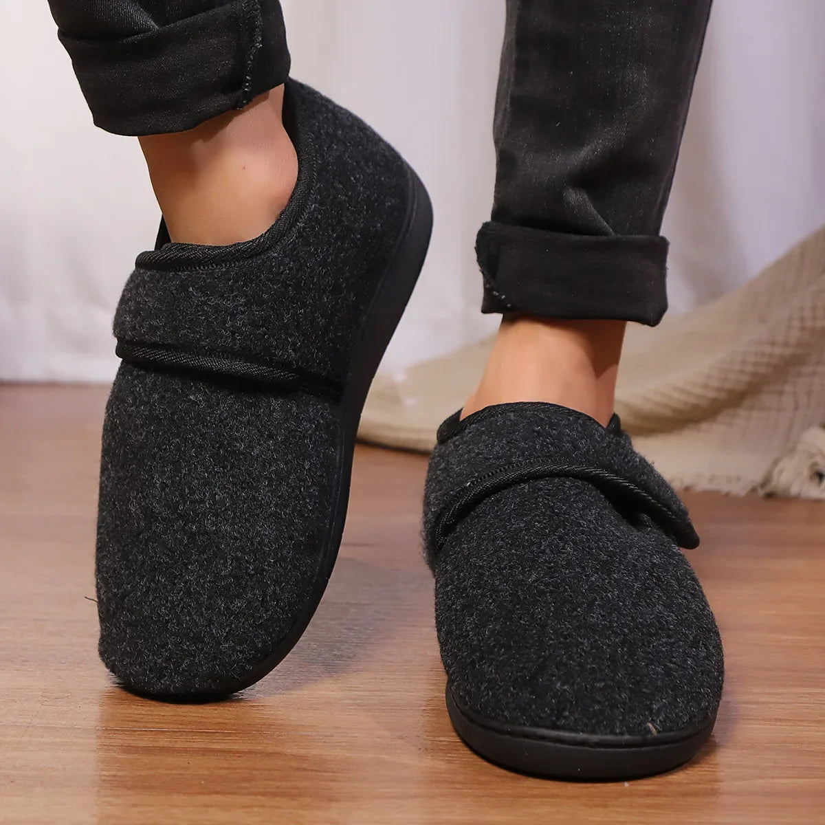 Men's Slippers with a Stable Ankle Strap – Dark Grey
