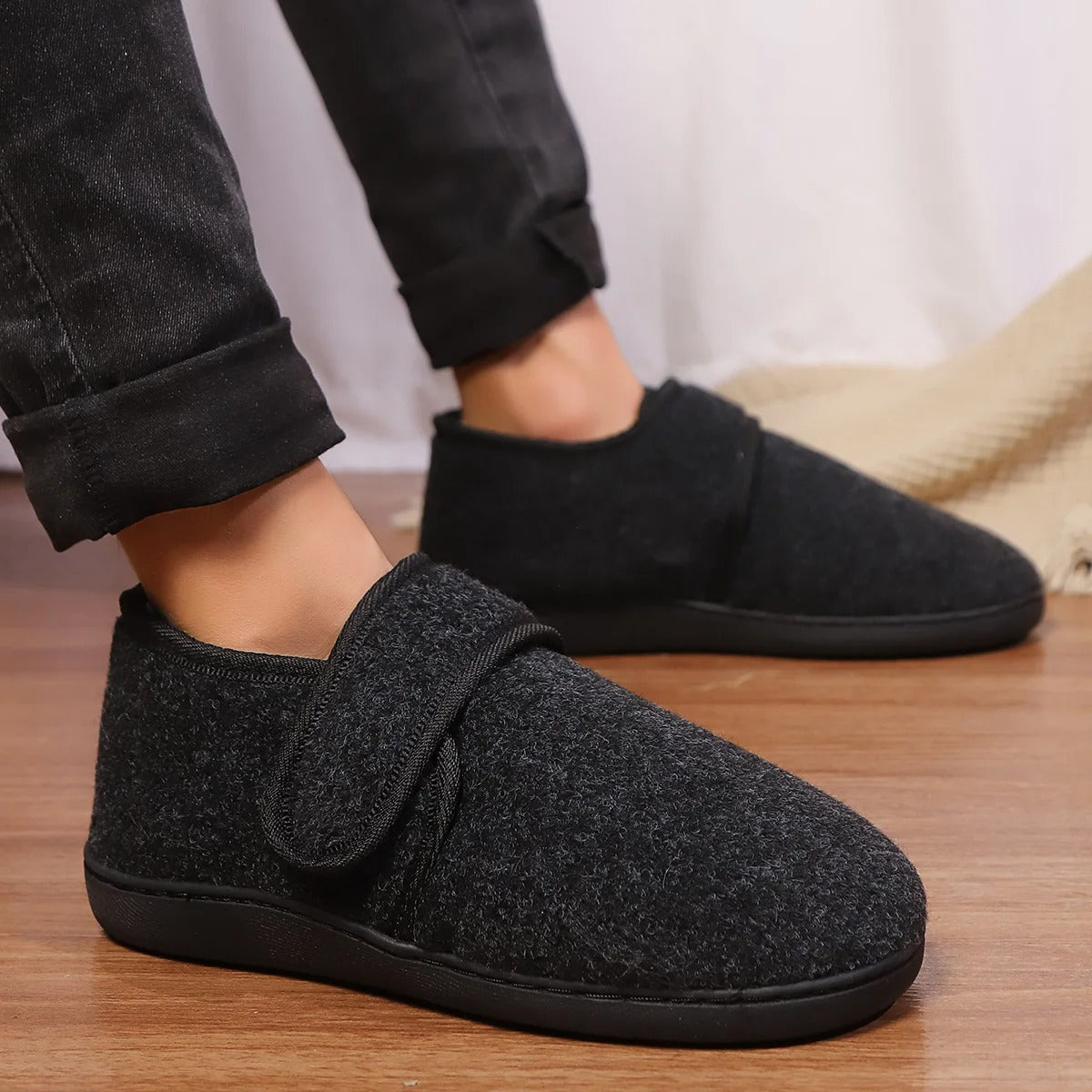 Men's Slippers with a Stable Ankle Strap – Dark Grey