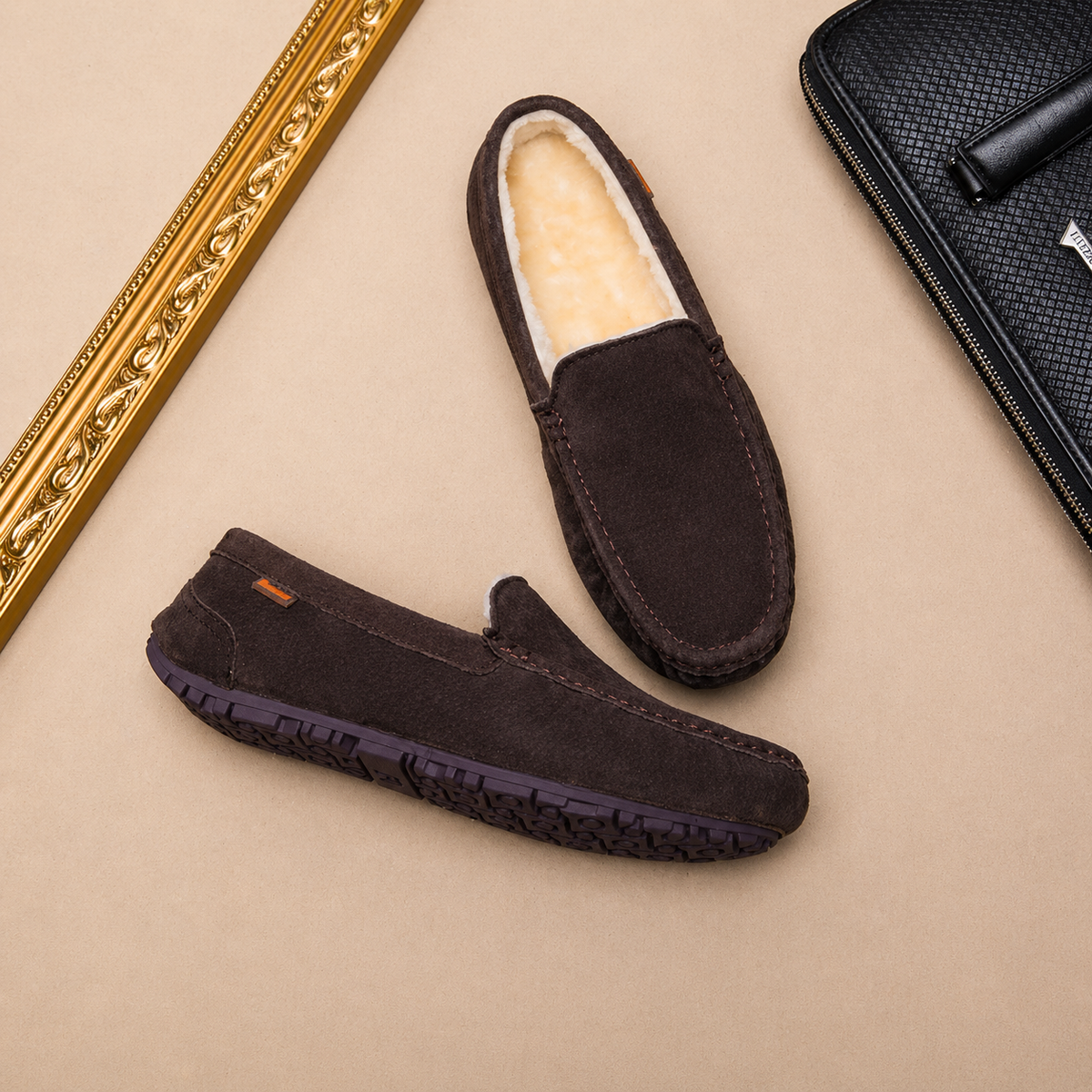 Men's Suede Slippers in Lambskin, Warm – Brown
