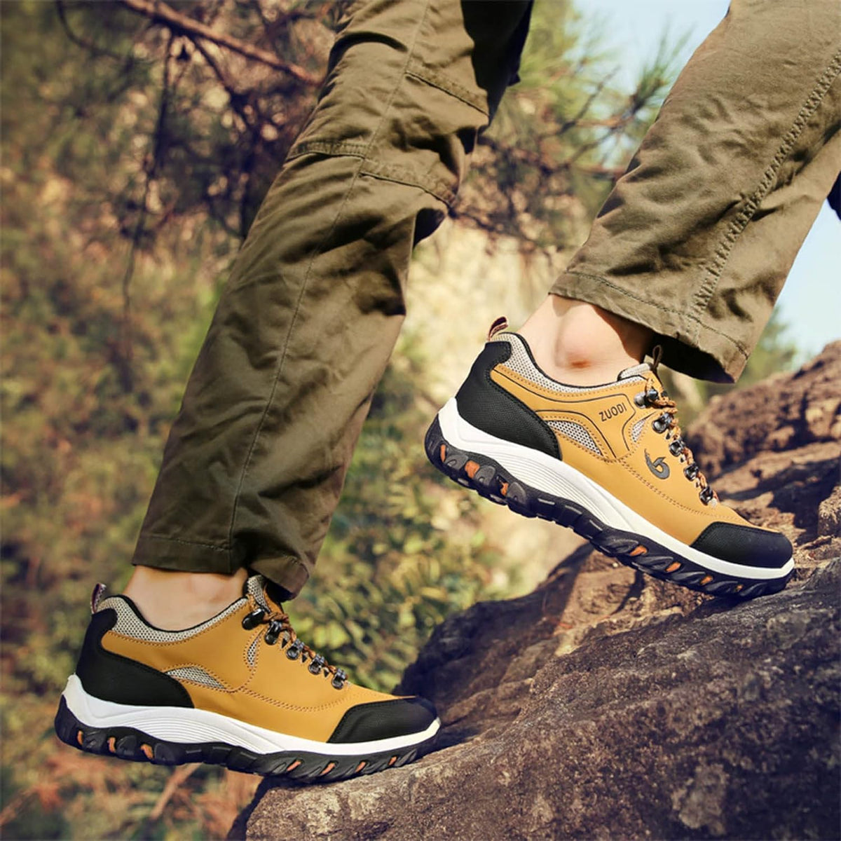 Men's Waterproof Outdoor Shoes with Good Grip