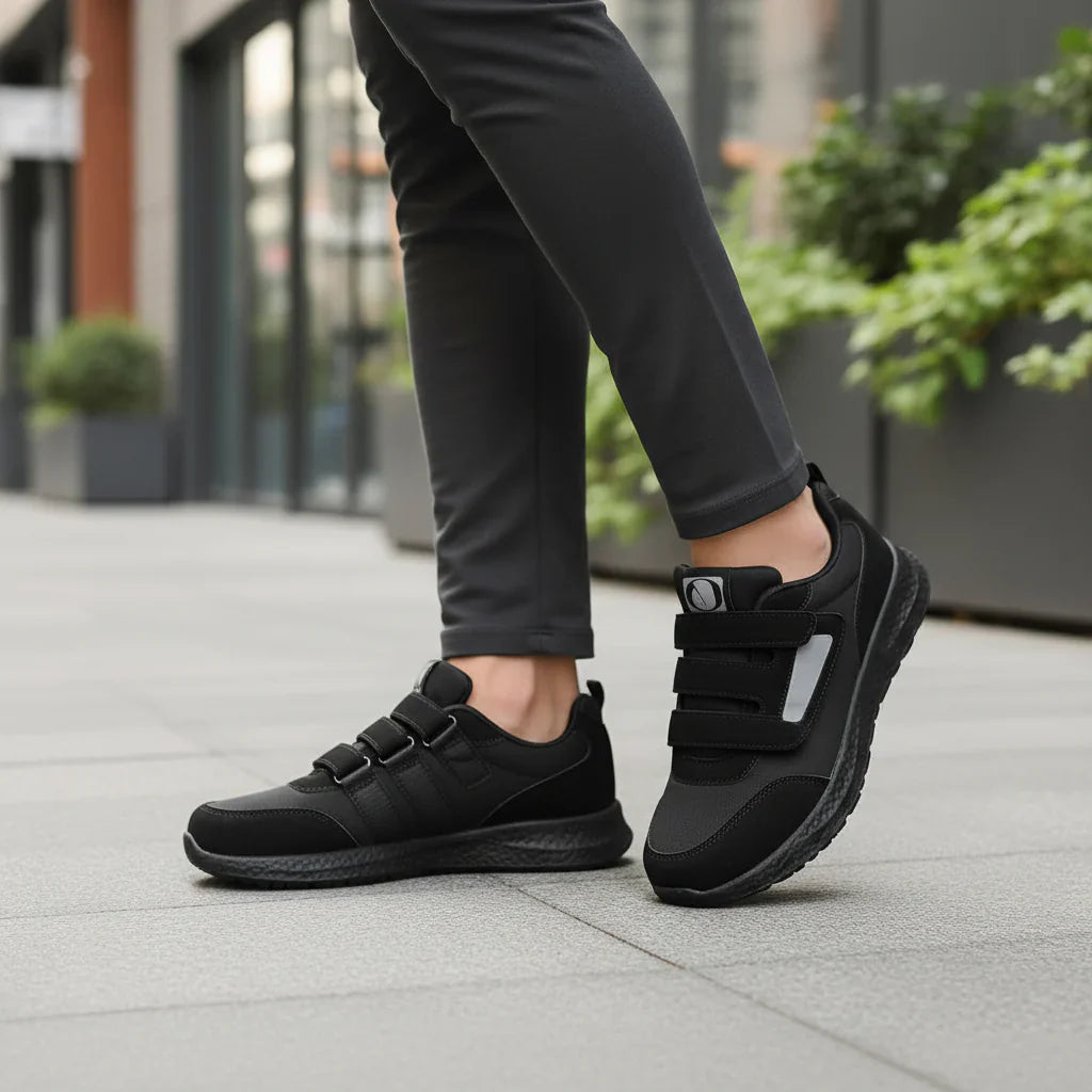 Unisex Wide-Fit Comfort Sneakers – Black