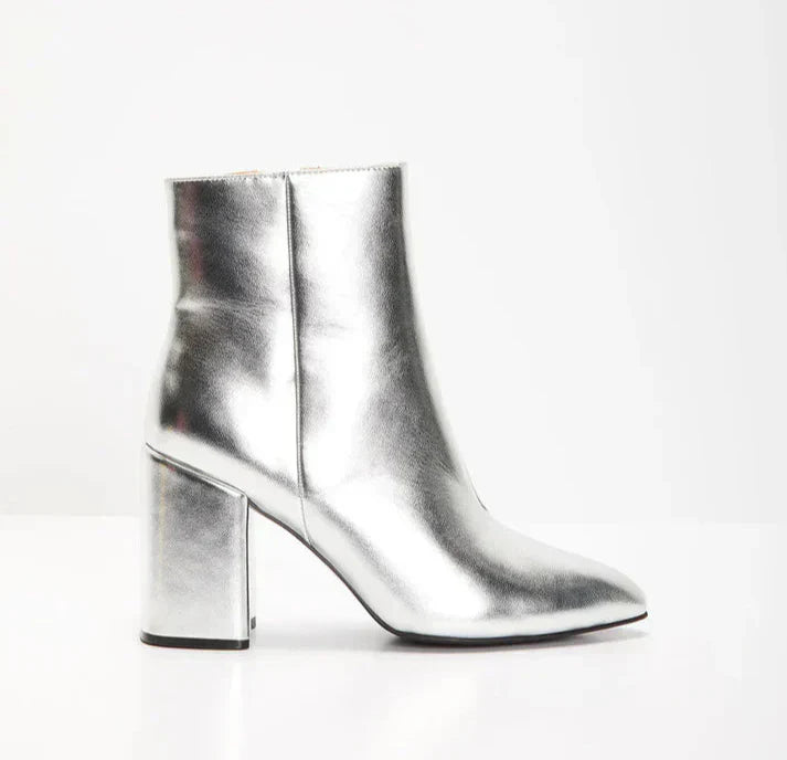 Women's Ankle Boots with a Metallic Finish – Silver