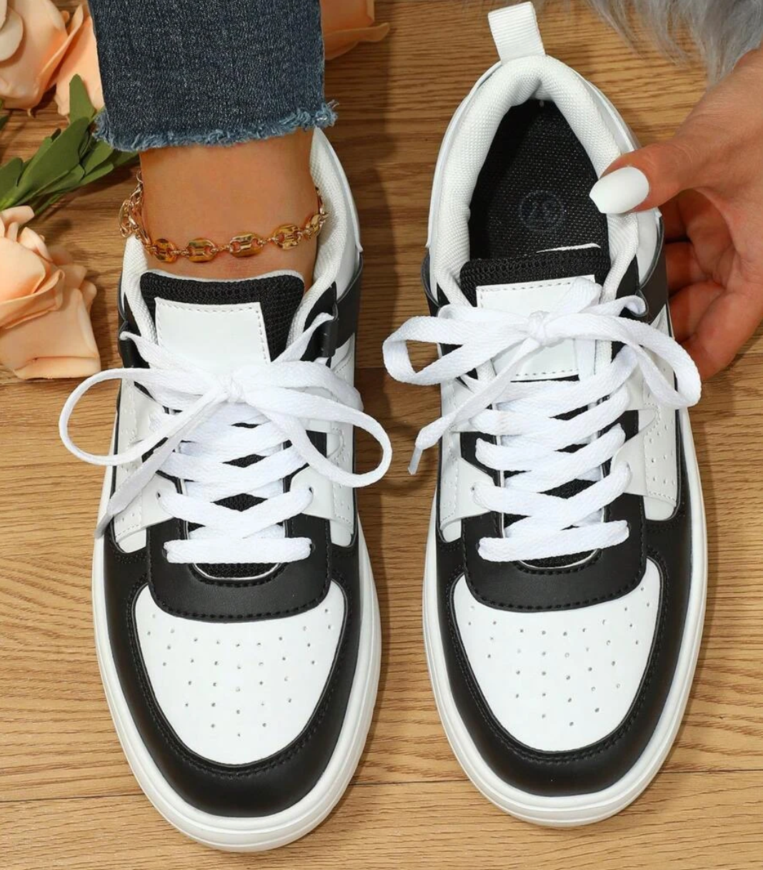 Women's Breathable Sneakers in a Vibrant Design – Turquoise