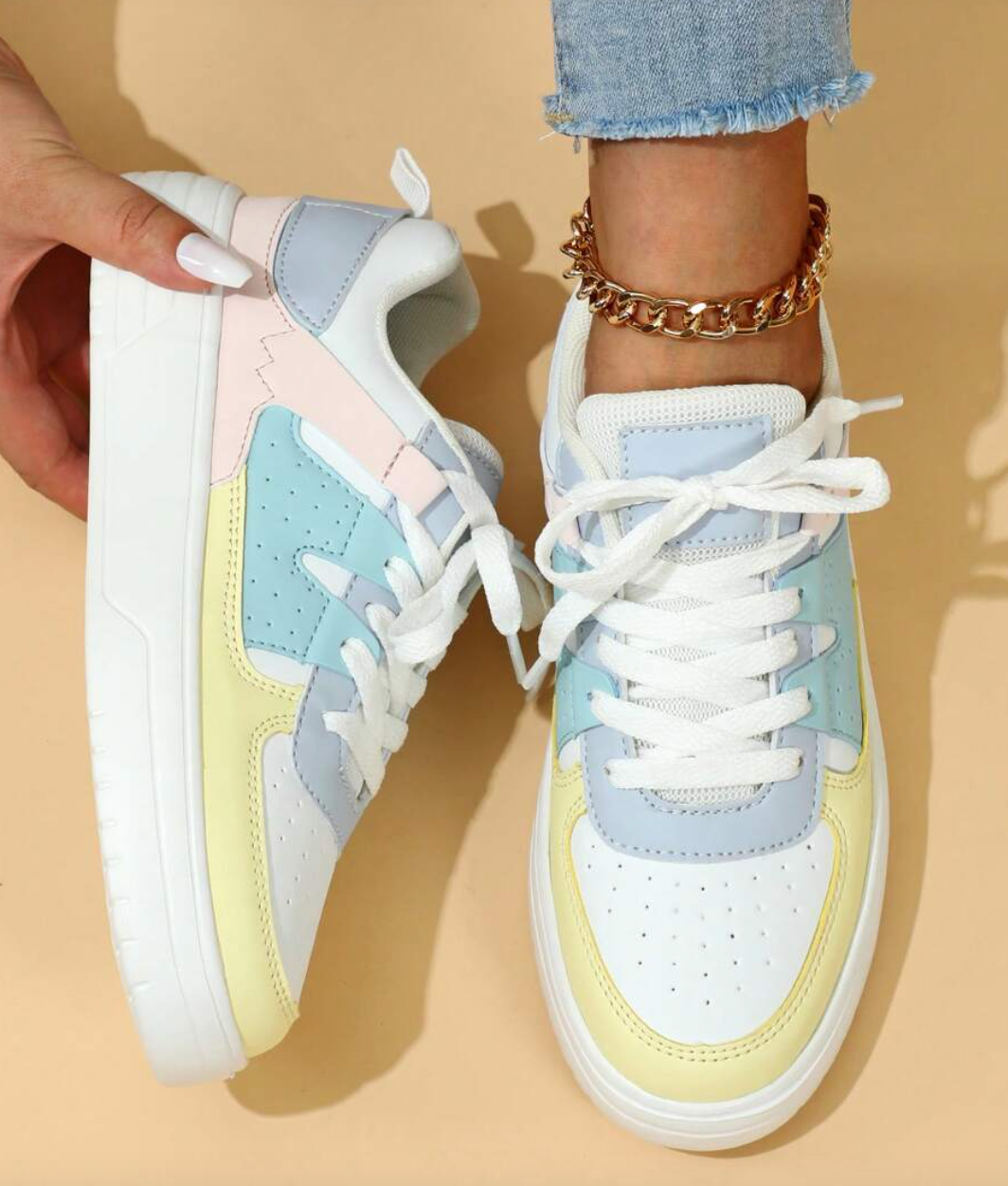 Women's Breathable Sneakers in a Vibrant Design