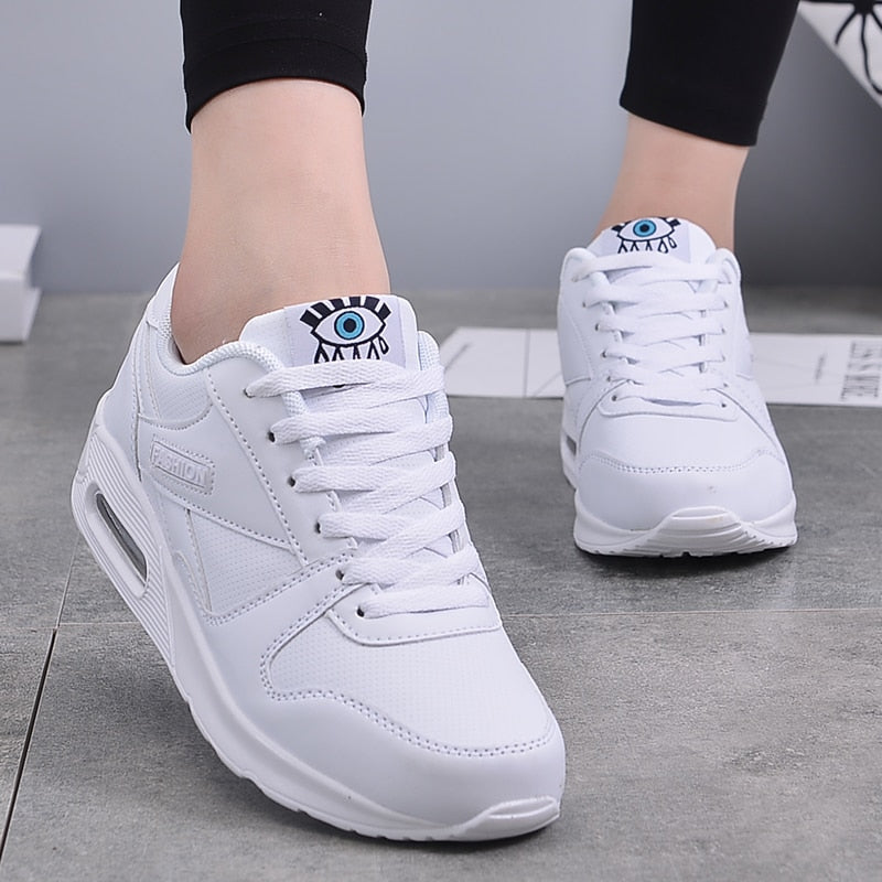 Women's Chunky-Sole Sneakers with Decorative Motif – White