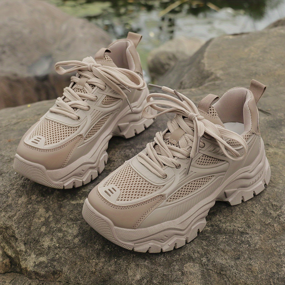 Women's Comfortable Everyday Sneakers