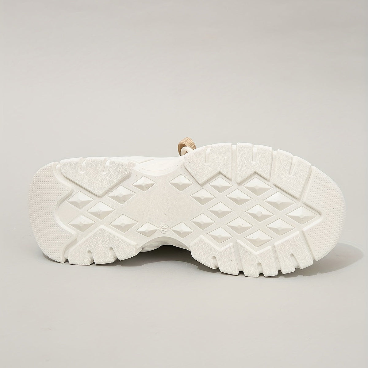 Women's Comfortable Everyday Sneakers – Beige
