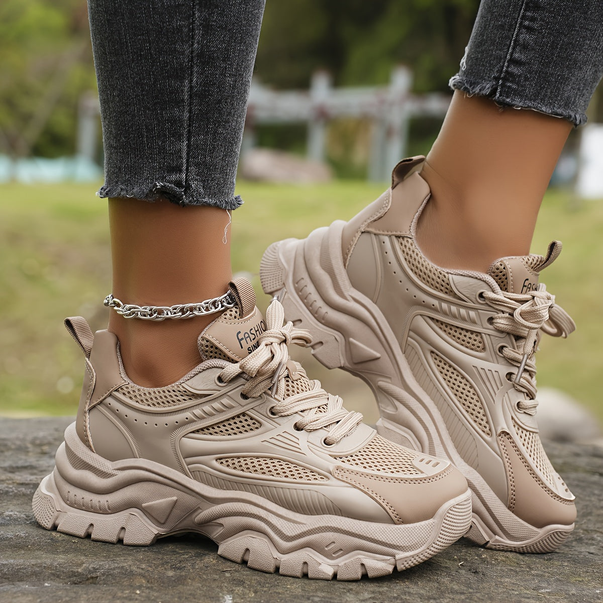 Women's Comfortable Everyday Sneakers
