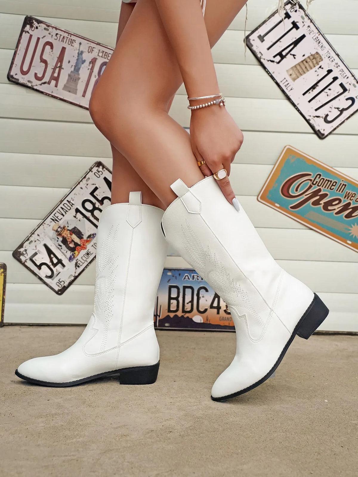 Women's Vegan Cowboy Boots with Decorative Embroidery – Blue