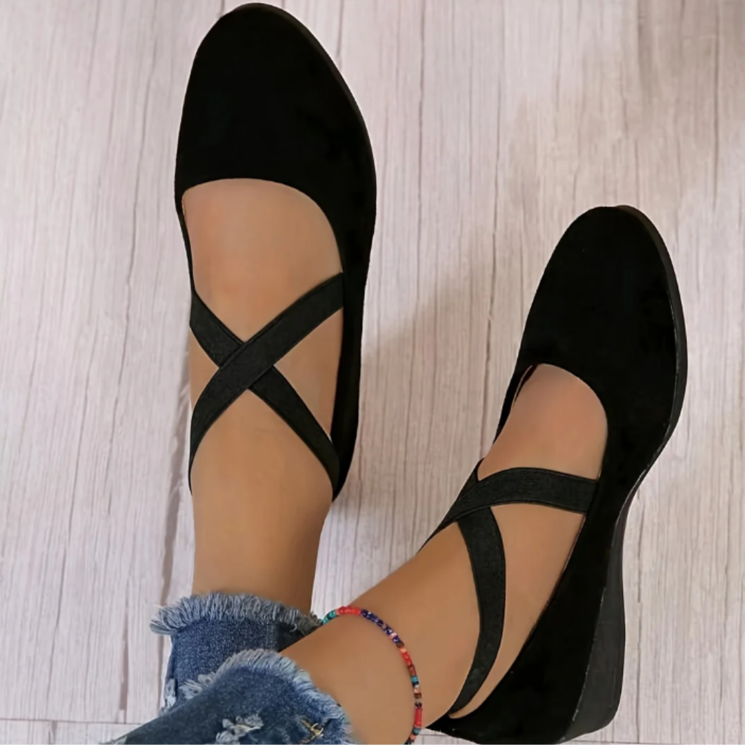 Women's Elegant Ballet Flats with Hidden Wedge – Black