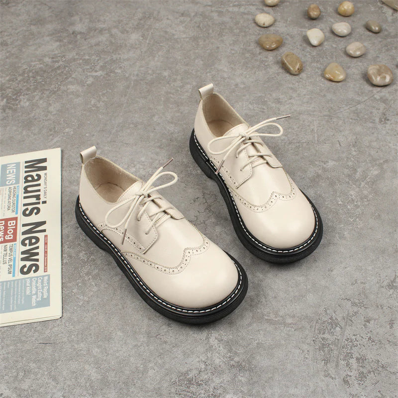 Women's Elegant Brogues with Perforations – Ivory