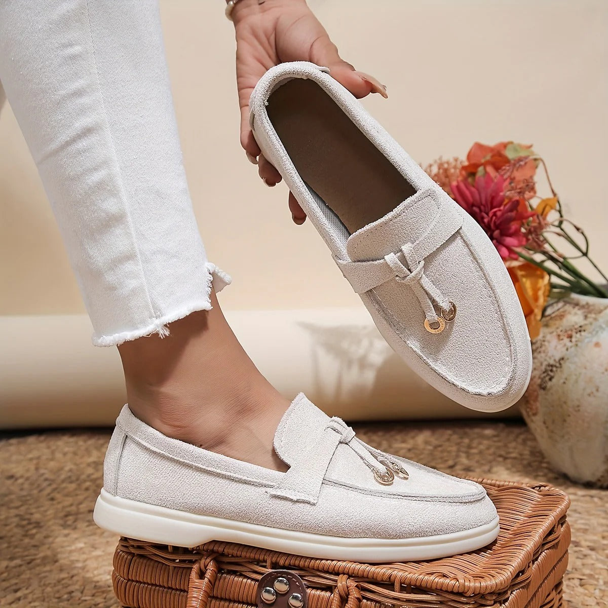 Women's Elegant Loafers, Comfortable for Everyday – White