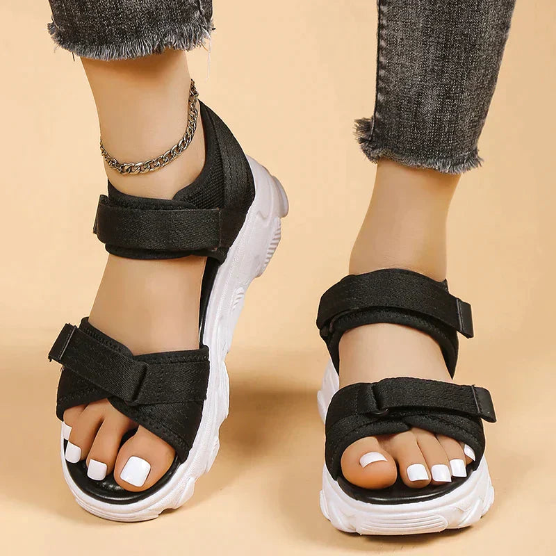 Women's Elegant Comfort Sandals in Synthetic Material – Black