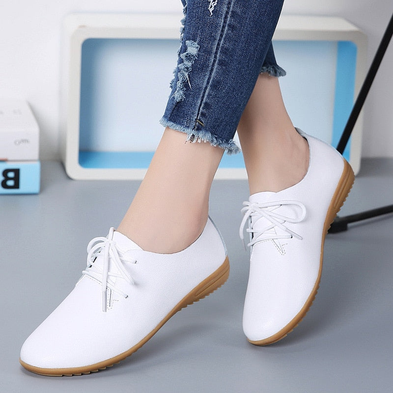 Women's Elegant Shoes for Everyday and Work – White