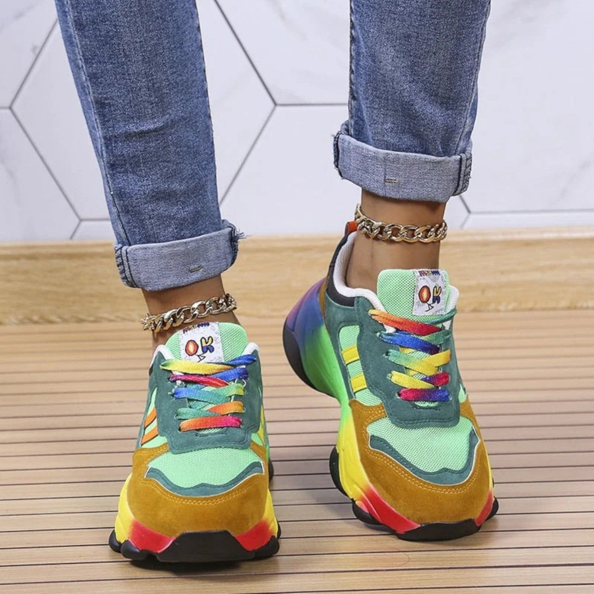 Women's Fashionable Sneakers with Raised Sole – Green