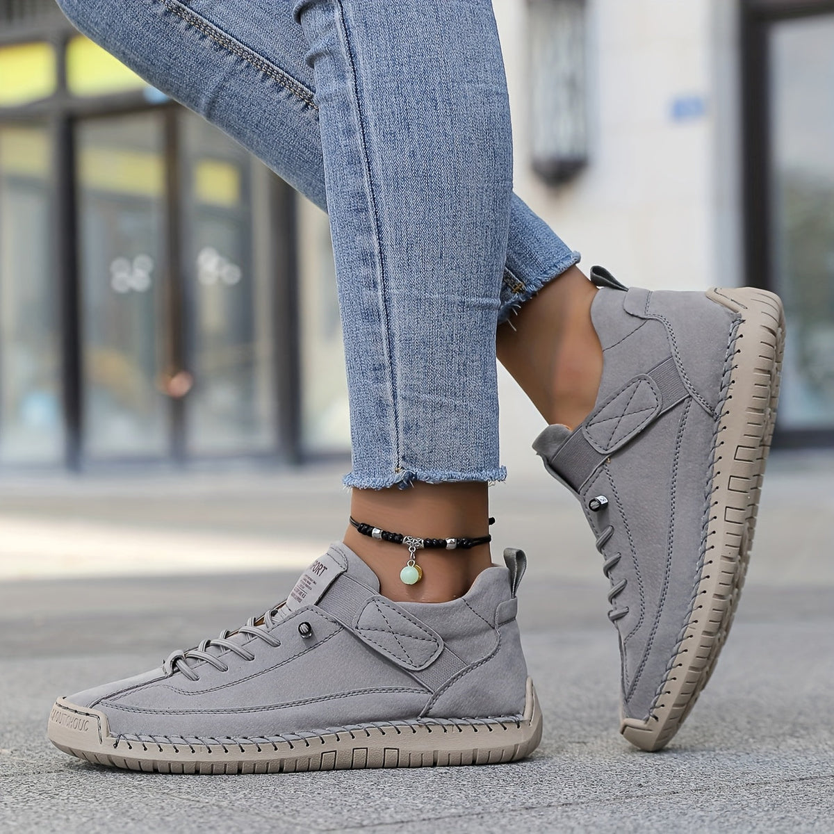 Women's Hand-Stitched Retro-Style Boots – Dark Grey