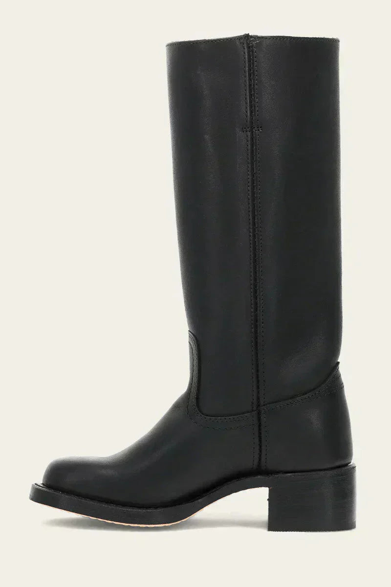 Women's Leather Boots with a Fitted Cut – Black