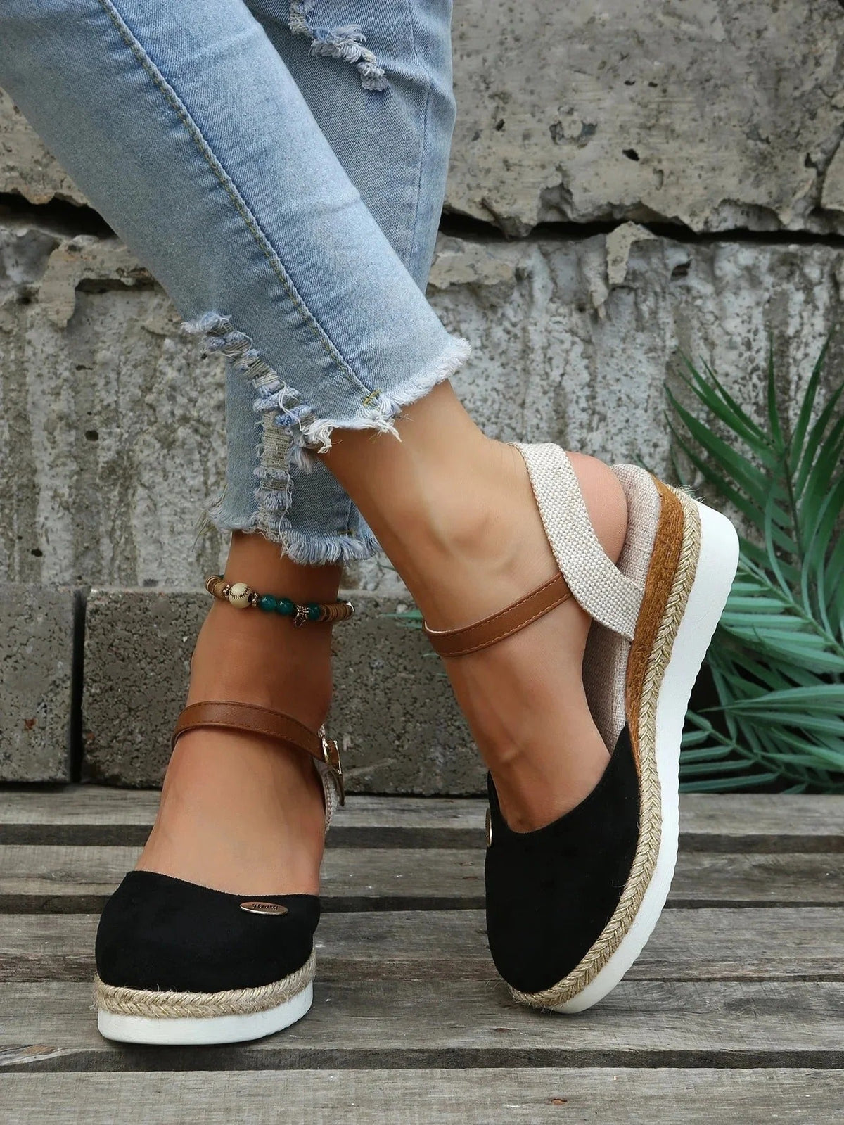 Women's Comfort Espadrille-Style Sandals – Black