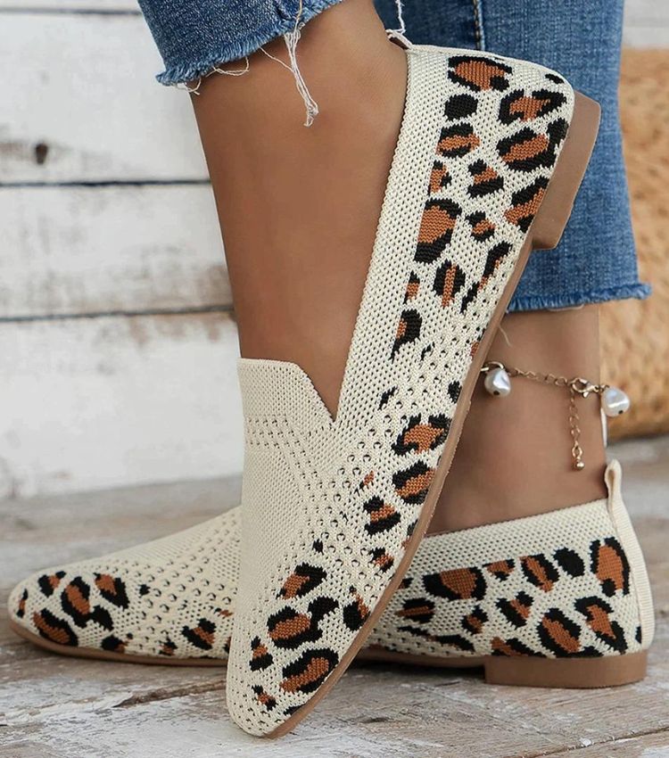 Women's Comfort Flat Shoes, Non-Slip – Leopard Print