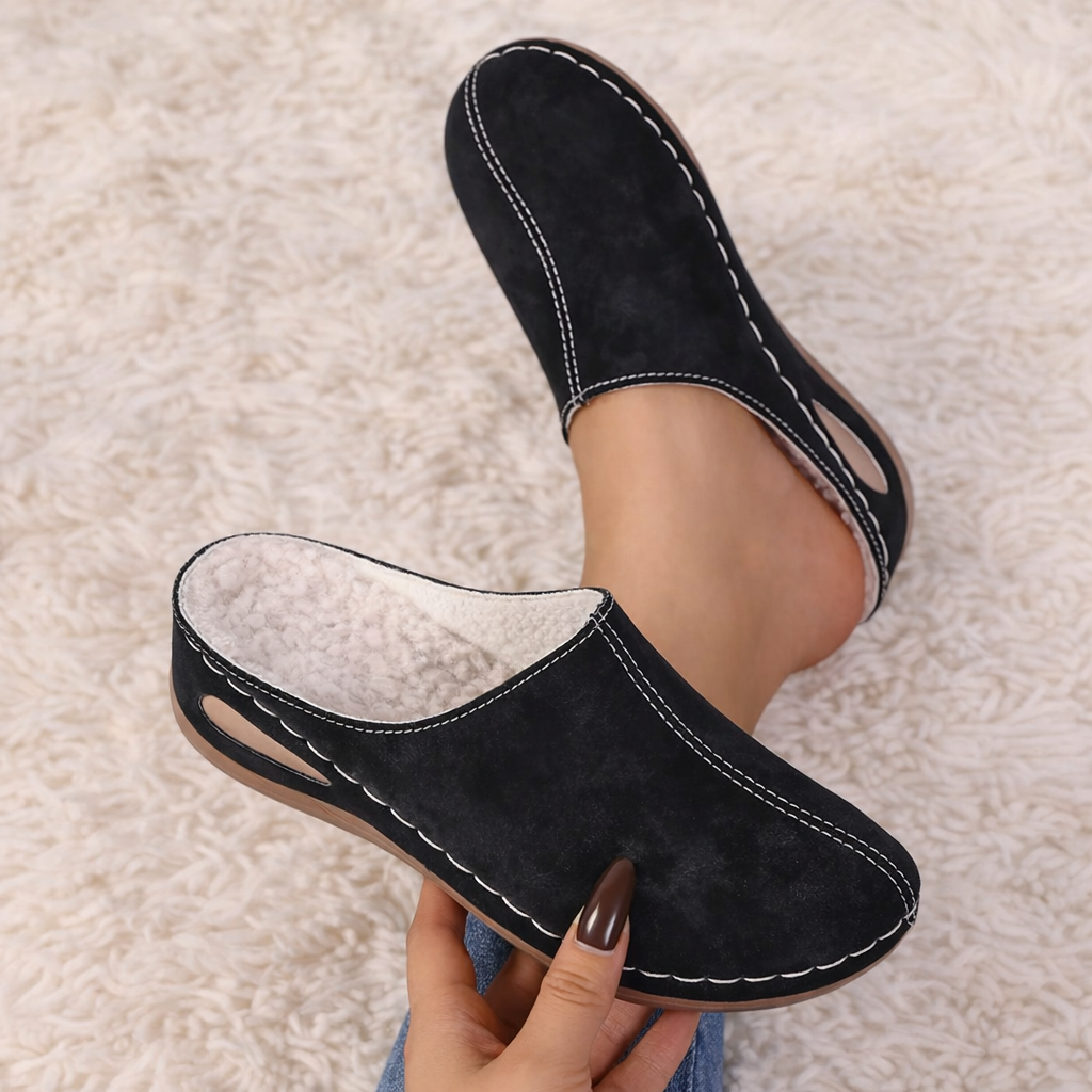Women's Supportive Indoor Slippers – Black