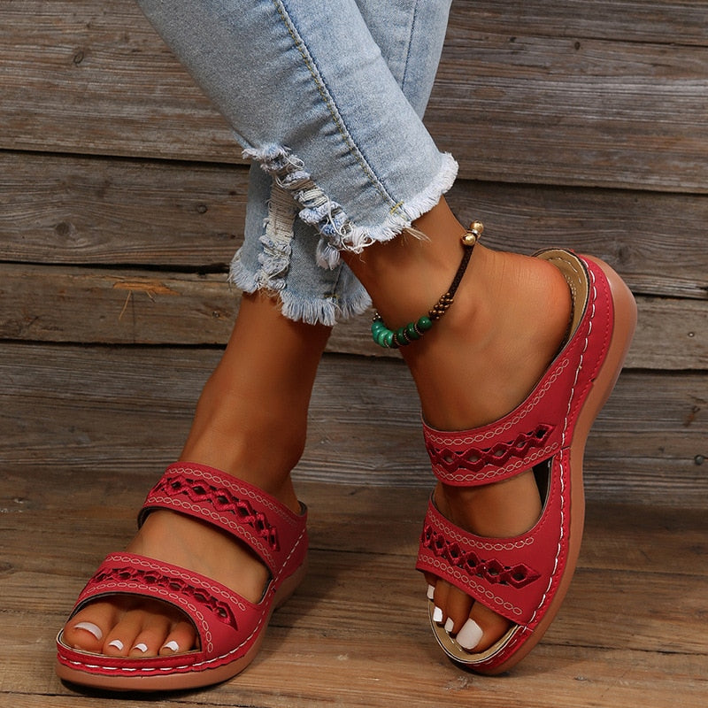 Women's Supportive Sandals with Ergonomic Shape