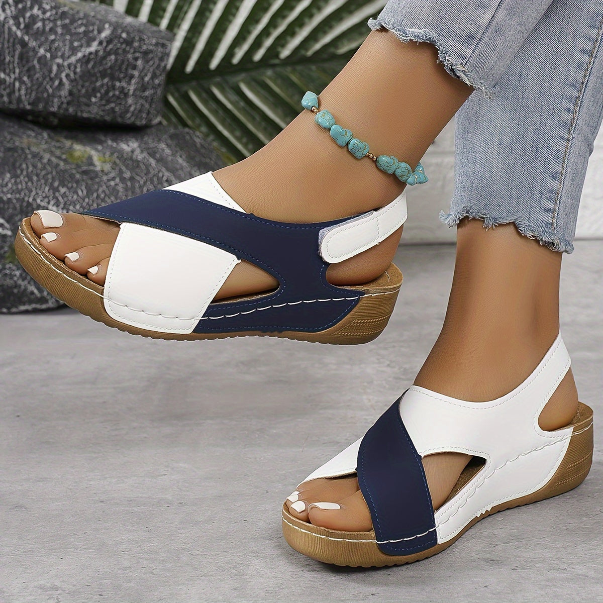 Women's Comfort Sandals with Adjustable Fit