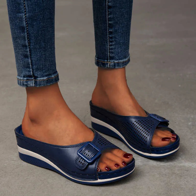 Women's Adjustable Sandals with Soft Footbed – Blue