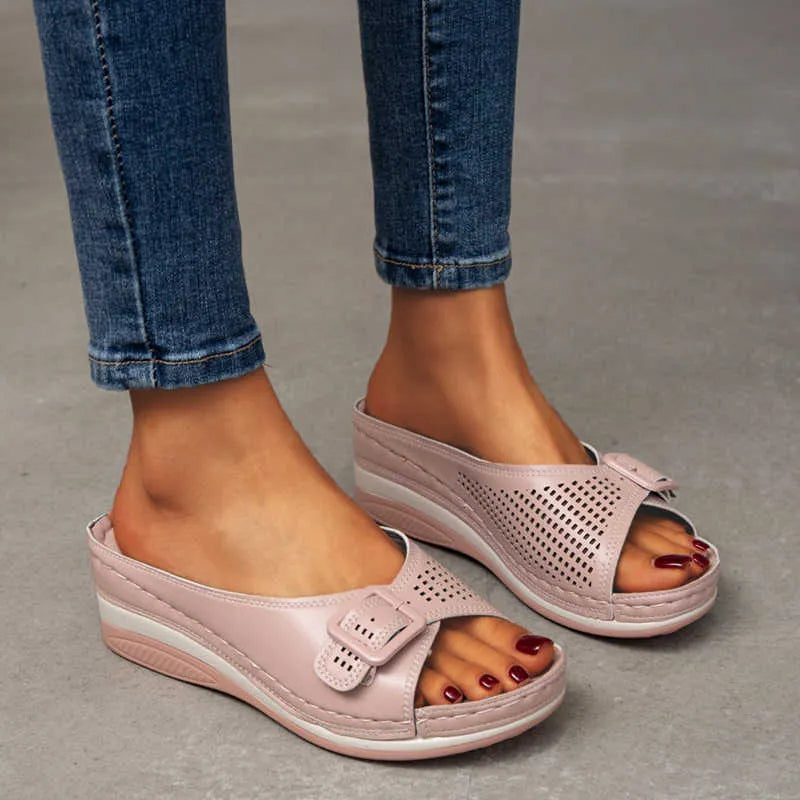 Women's Adjustable Sandals with Soft Footbed – Pink