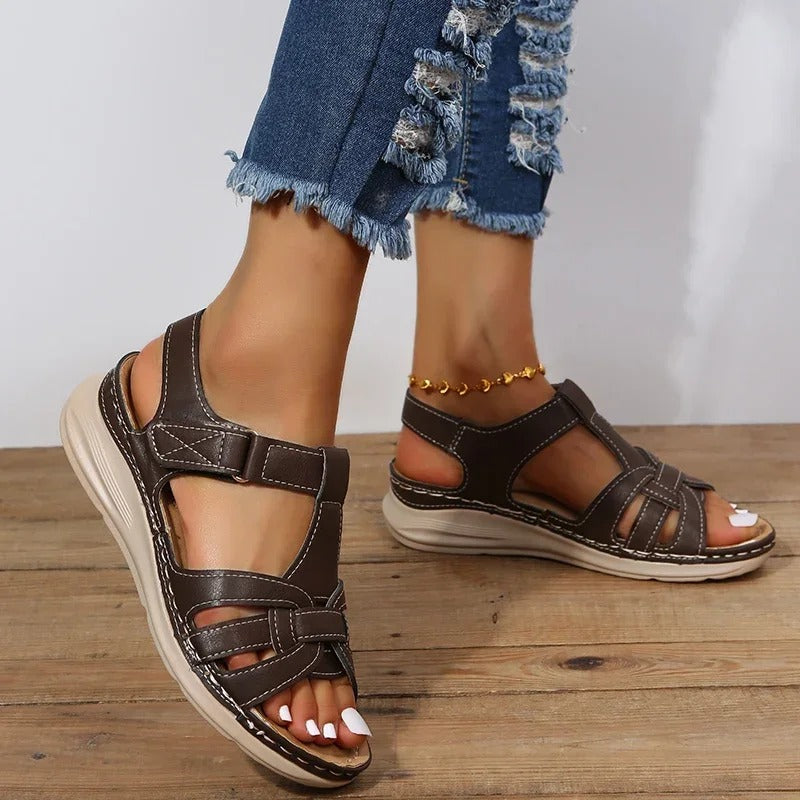 Women's Comfort Sandals with Soft Footbed – Dark Brown