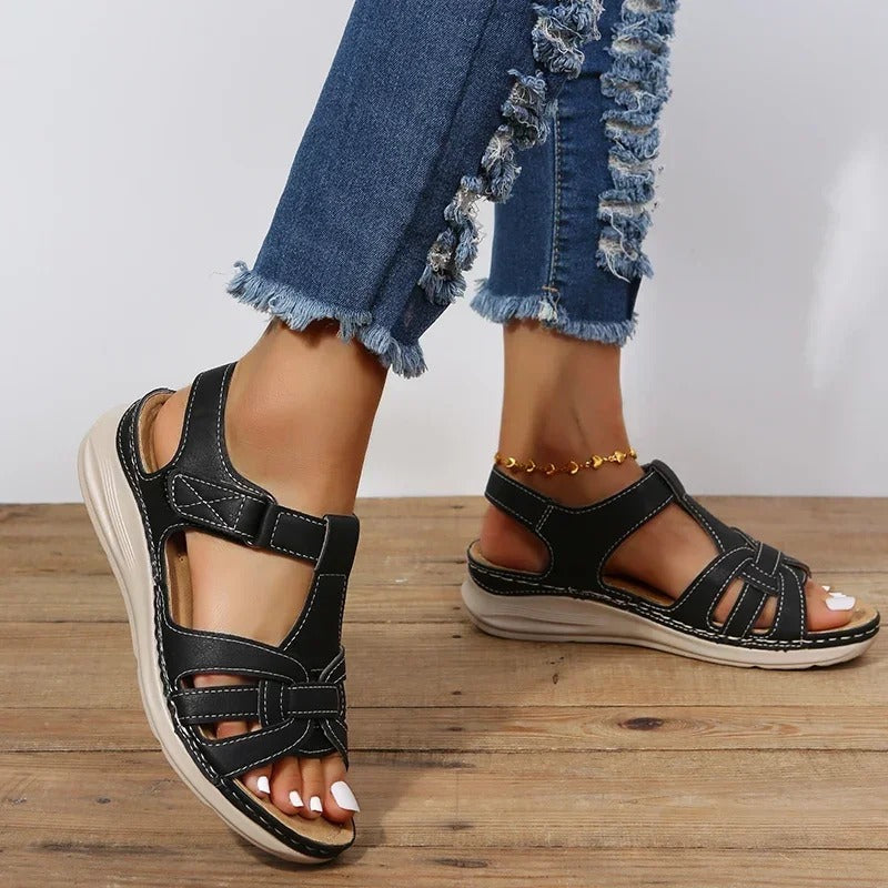 Women's Comfort Sandals with Soft Footbed – Dark Brown