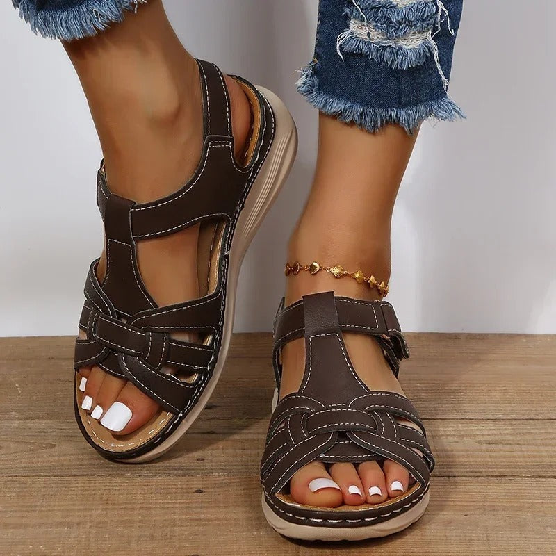 Women's Comfort Sandals with Soft Footbed – Dark Brown
