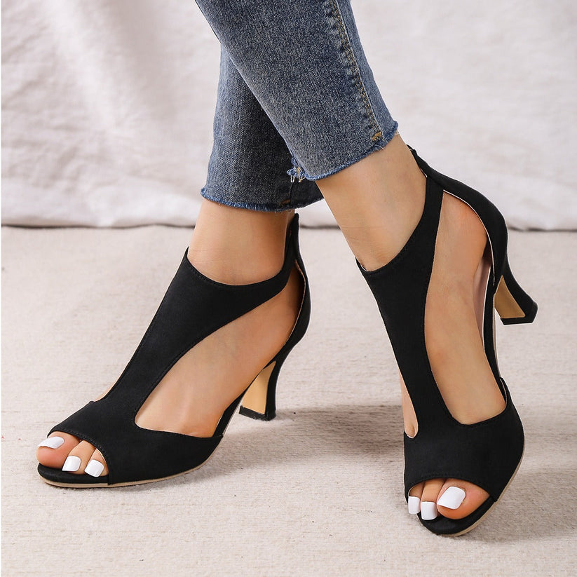 Women's Supportive Sandals with an Elegant Heel – Black