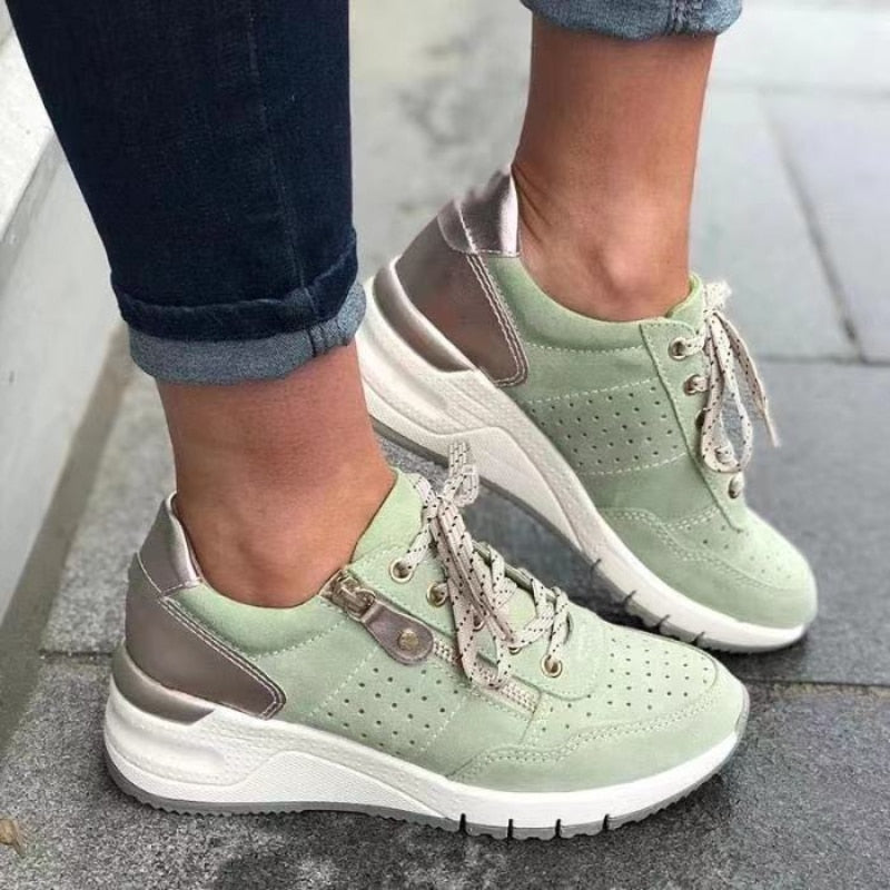Women's Comfort Walking Shoes with Wide Toe