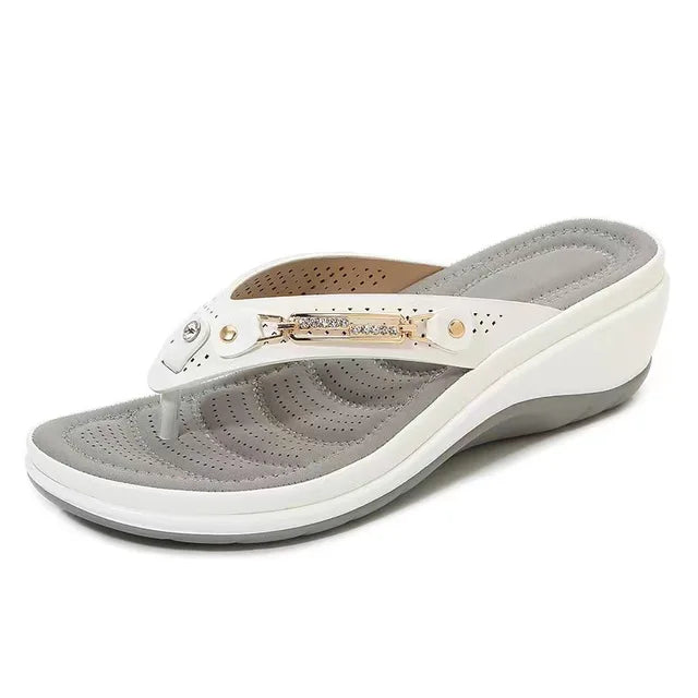 Women's Sandals with Cushioning Insole – White