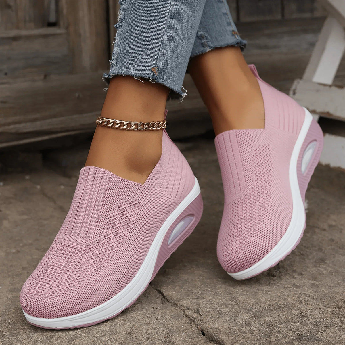 Women's Slip-On Sneakers, Breathable and Comfortable – Pink