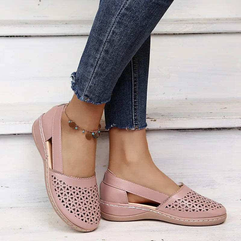Women's Slip-On Wedge Sandals in Vintage Style – Pink