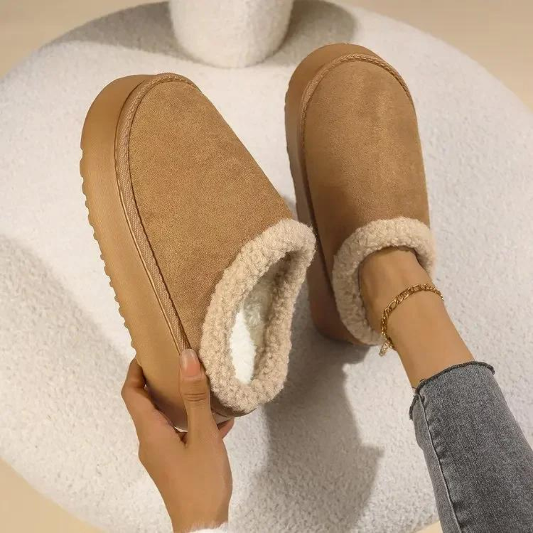 Women's Warm Slippers with Luxurious Lining – Brown